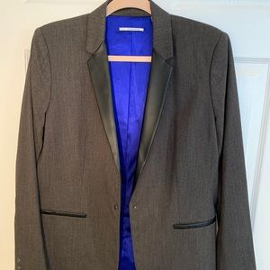 Tahari blazer